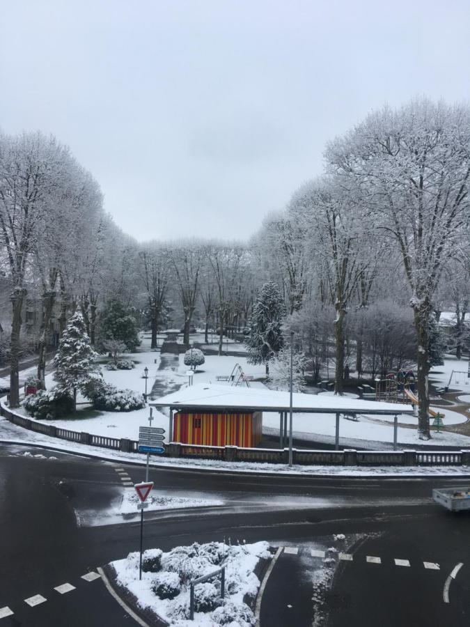 Les 3 Berets Chambres D'Hotes Oloron-Sainte-Marie Eksteriør billede