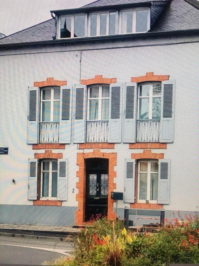 Les 3 Berets Chambres D'Hotes Oloron-Sainte-Marie Eksteriør billede